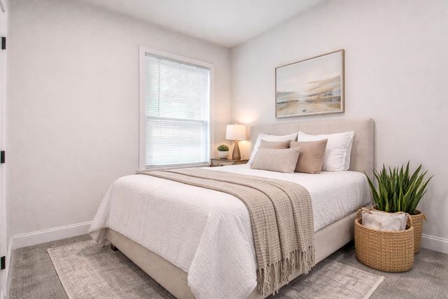 1825 YOUNG AVE, Memphis, TN 38114