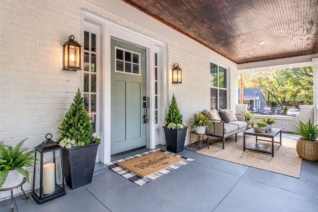 1825 YOUNG AVE, Memphis, TN 38114