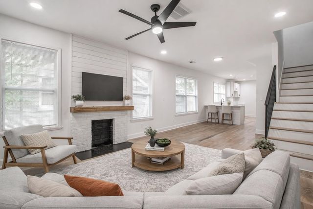 1825 YOUNG AVE, Memphis, TN 38114