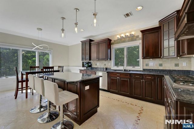 65 Ross Avenue, Demarest, NJ 07627