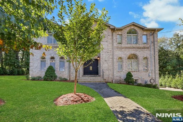 65 Ross Avenue, Demarest, NJ 07627