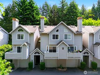 601 12th Avenue NW #F2, Issaquah, WA 98027