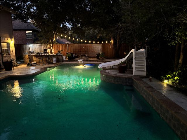 339 Spanish Moss Drive, Coppell, TX 75019