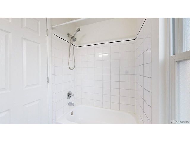 4206 S Halifax Way, Aurora, CO 80013