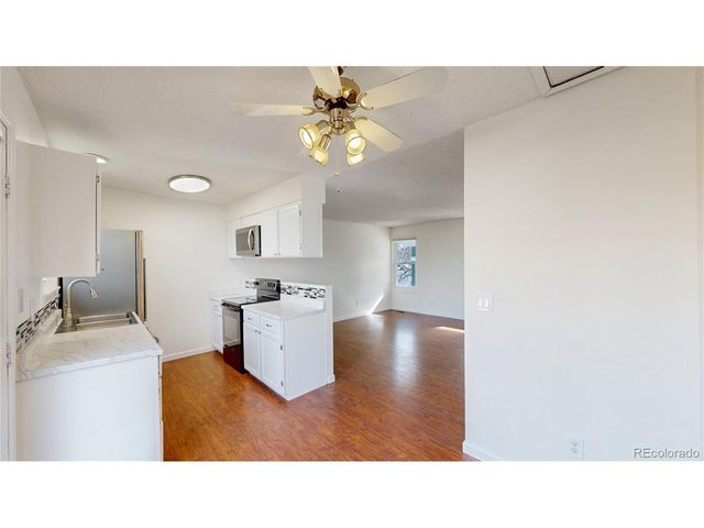 4206 S Halifax Way, Aurora, CO 80013