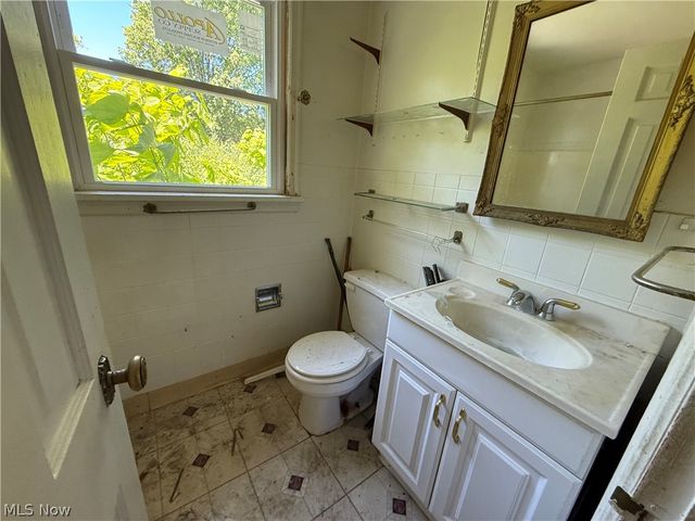 3368 E 149th Street, Cleveland, OH 44120