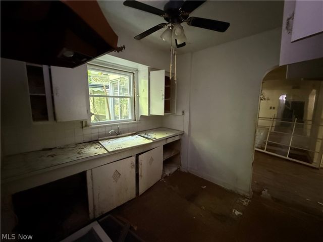 3368 E 149th Street, Cleveland, OH 44120