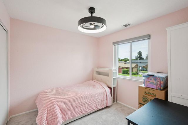 7041 Verdure Way, Elk Grove, CA 95758