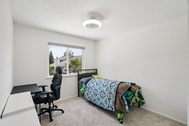 7041 Verdure Way, Elk Grove, CA 95758