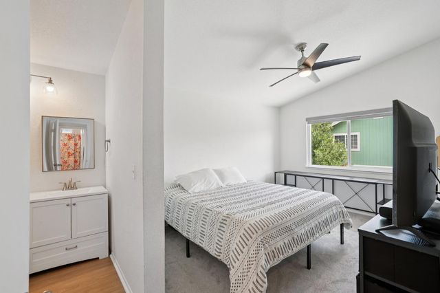 7041 Verdure Way, Elk Grove, CA 95758