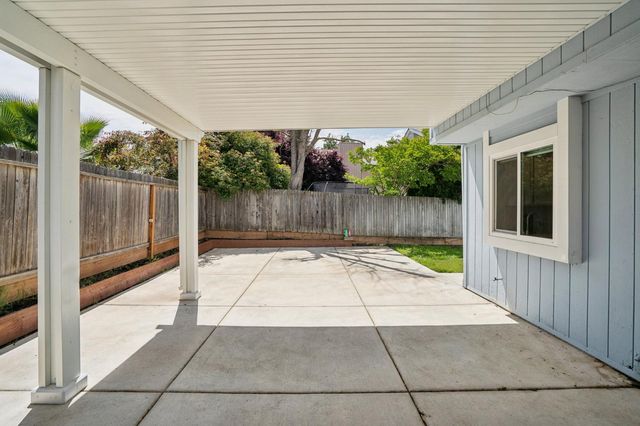7041 Verdure Way, Elk Grove, CA 95758