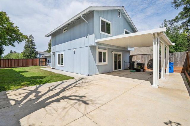 7041 Verdure Way, Elk Grove, CA 95758