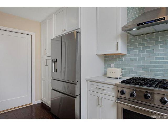 1080 Mercury Dr, Lafayette, CO 80026