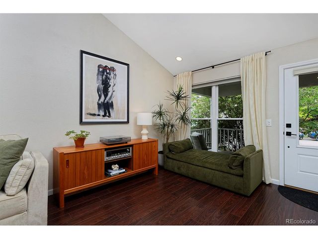 1080 Mercury Dr, Lafayette, CO 80026