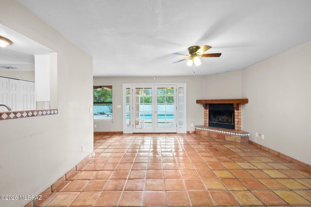 1991 N Forty Niner Drive, Tucson, AZ 85749