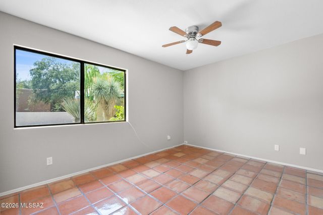1991 N Forty Niner Drive, Tucson, AZ 85749