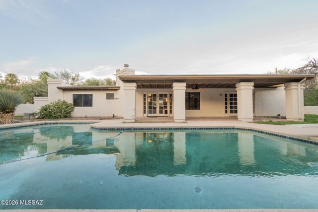1991 N Forty Niner Drive, Tucson, AZ 85749