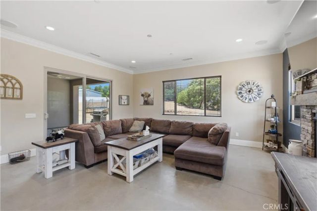 12865 Custer, Yucaipa, CA 92399