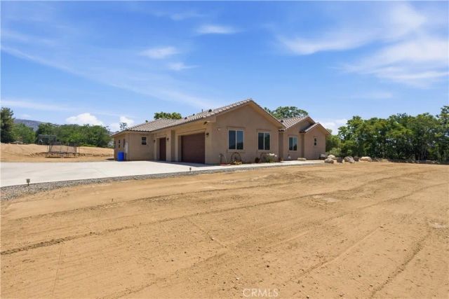 12865 Custer, Yucaipa, CA 92399