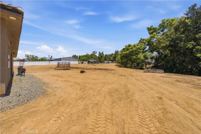 12865 Custer, Yucaipa, CA 92399