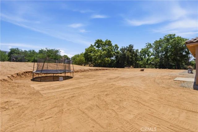 12865 Custer, Yucaipa, CA 92399