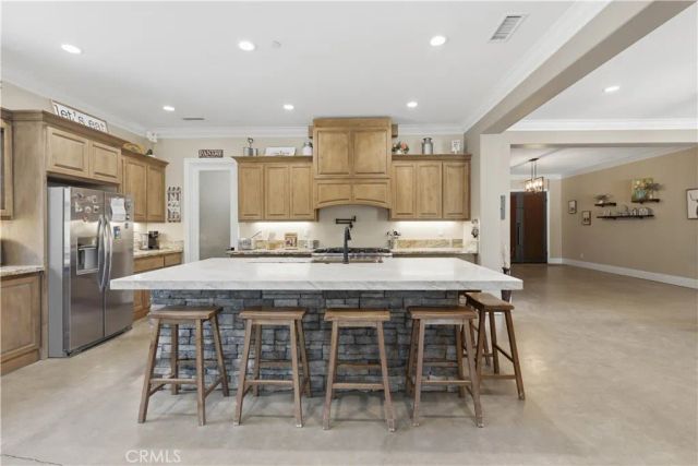 12865 Custer, Yucaipa, CA 92399
