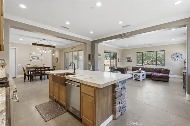 12865 Custer, Yucaipa, CA 92399