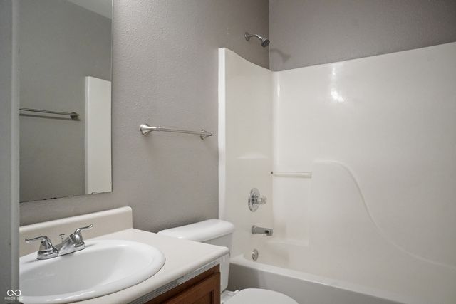 5828 Victory Avenue, Indianapolis, IN 46203