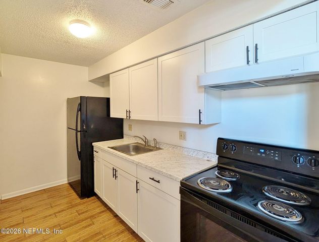 2530 WHISPERING WOODS Boulevard 1, Jacksonville, FL 32246