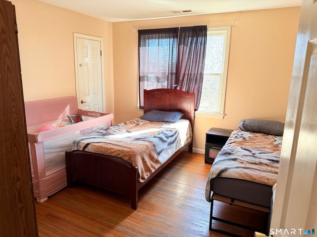 384 Thompson Street, Stratford, CT 06615