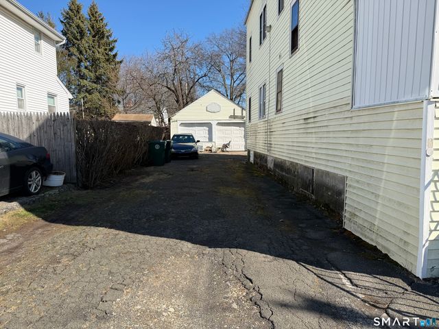 384 Thompson Street, Stratford, CT 06615