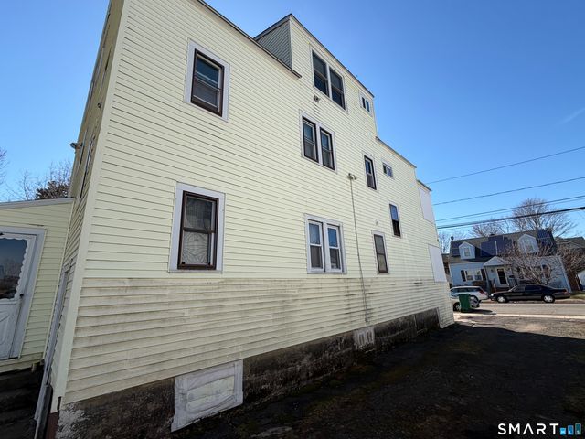 384 Thompson Street, Stratford, CT 06615