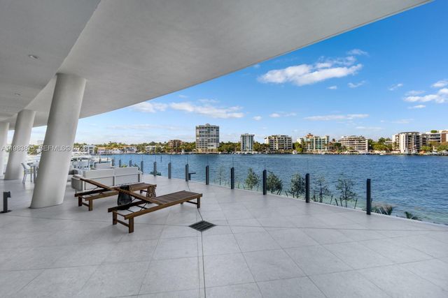 5 Grove Isle Drive L205, Miami, FL 33133