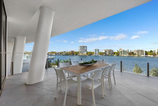 5 Grove Isle Drive L205, Miami, FL 33133
