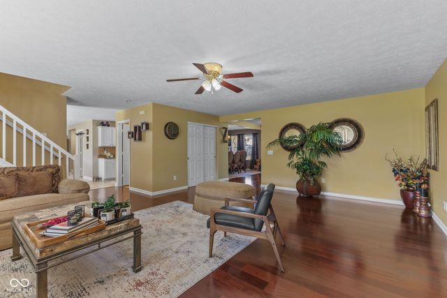 6525 Fiesta Street, Indianapolis, IN 46237