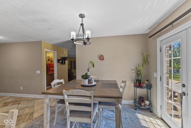 6525 Fiesta Street, Indianapolis, IN 46237