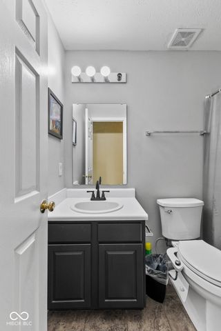 6525 Fiesta Street, Indianapolis, IN 46237