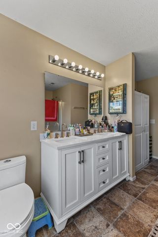 6525 Fiesta Street, Indianapolis, IN 46237