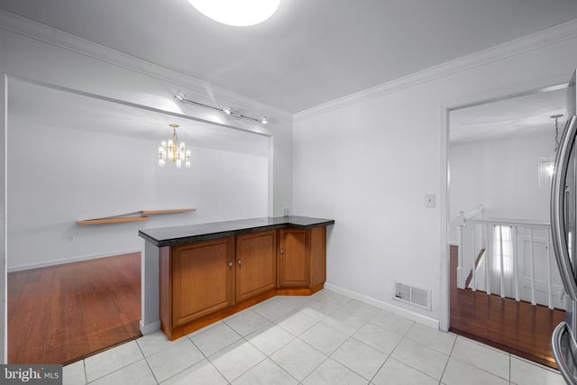 7 BROMWELL CT, Cockeysville, MD 21030