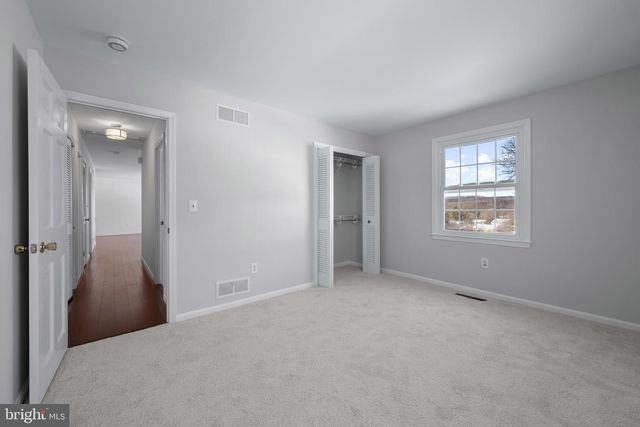 7 BROMWELL CT, Cockeysville, MD 21030