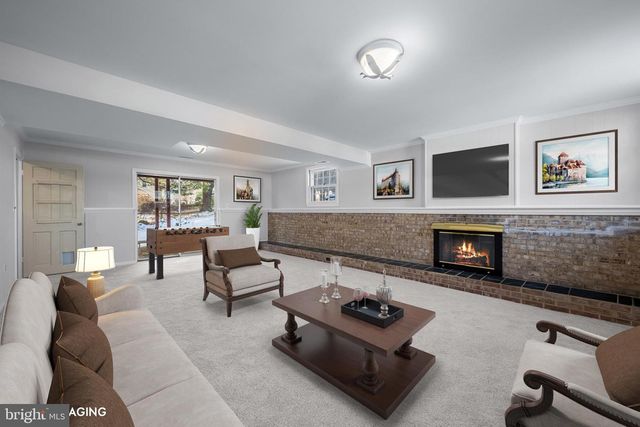 7 BROMWELL CT, Cockeysville, MD 21030