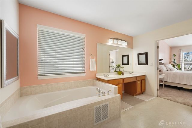 5342 Cottage View Court, Liberty Twp, OH 45011