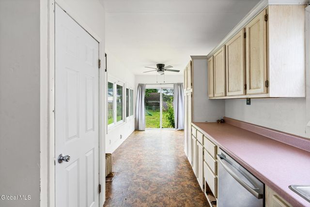 2726 Denver Avenue, Rotterdam, NY 12306