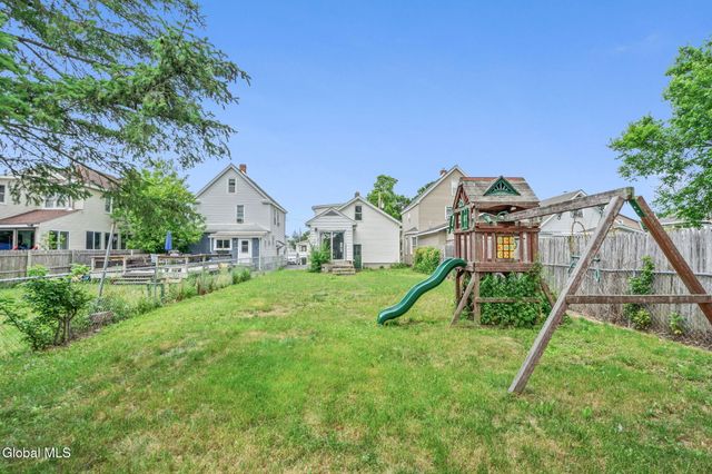2726 Denver Avenue, Rotterdam, NY 12306