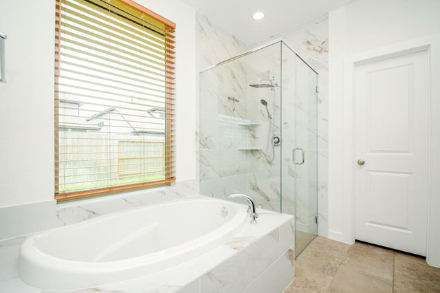 1052 Shoal Creek Trail, Conroe, TX 77304