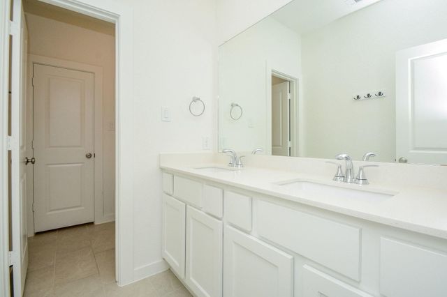 1052 Shoal Creek Trail, Conroe, TX 77304
