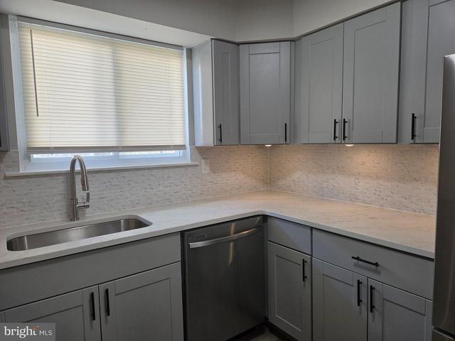 5063 SAYER CT, Bensalem, PA 19020