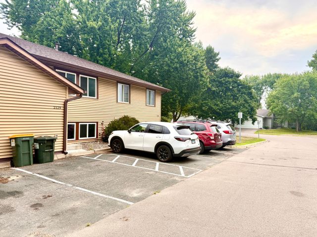 2129 49th Way E, Inver Grove Heights, MN 55077
