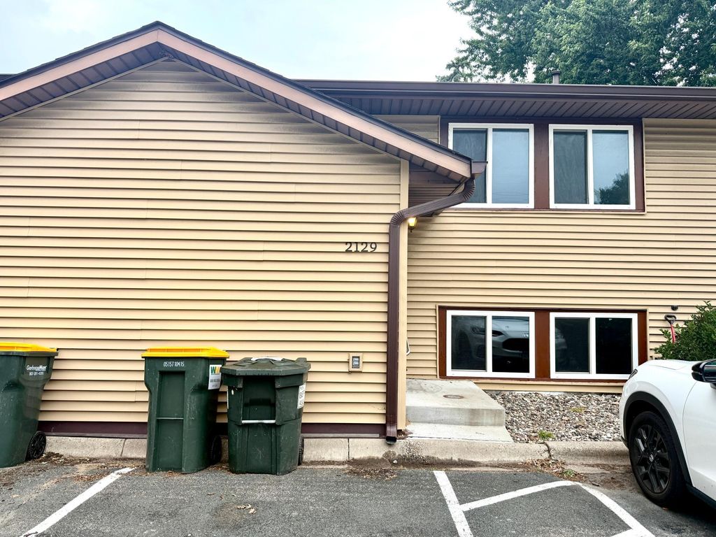 2129 49th Way E, Inver Grove Heights, MN 55077