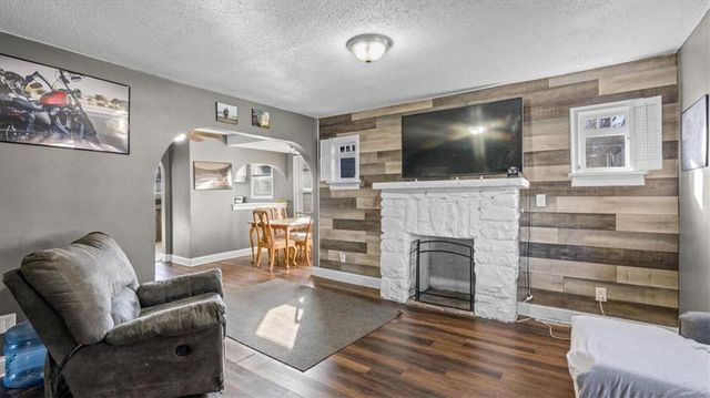 1613 S Norwood Avenue, Independence, MO 64052